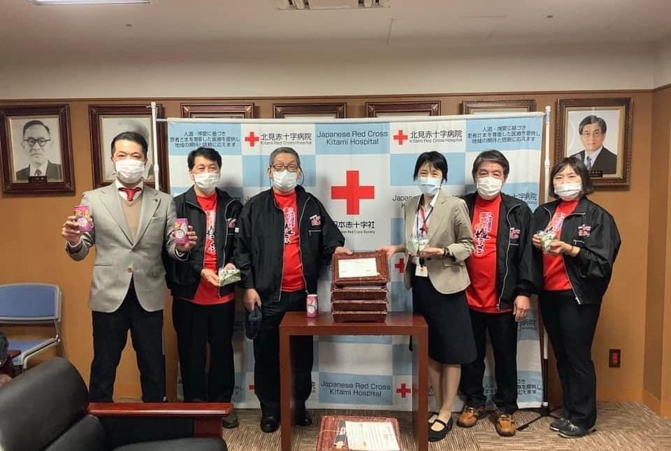 森谷たかふみ　赤十字